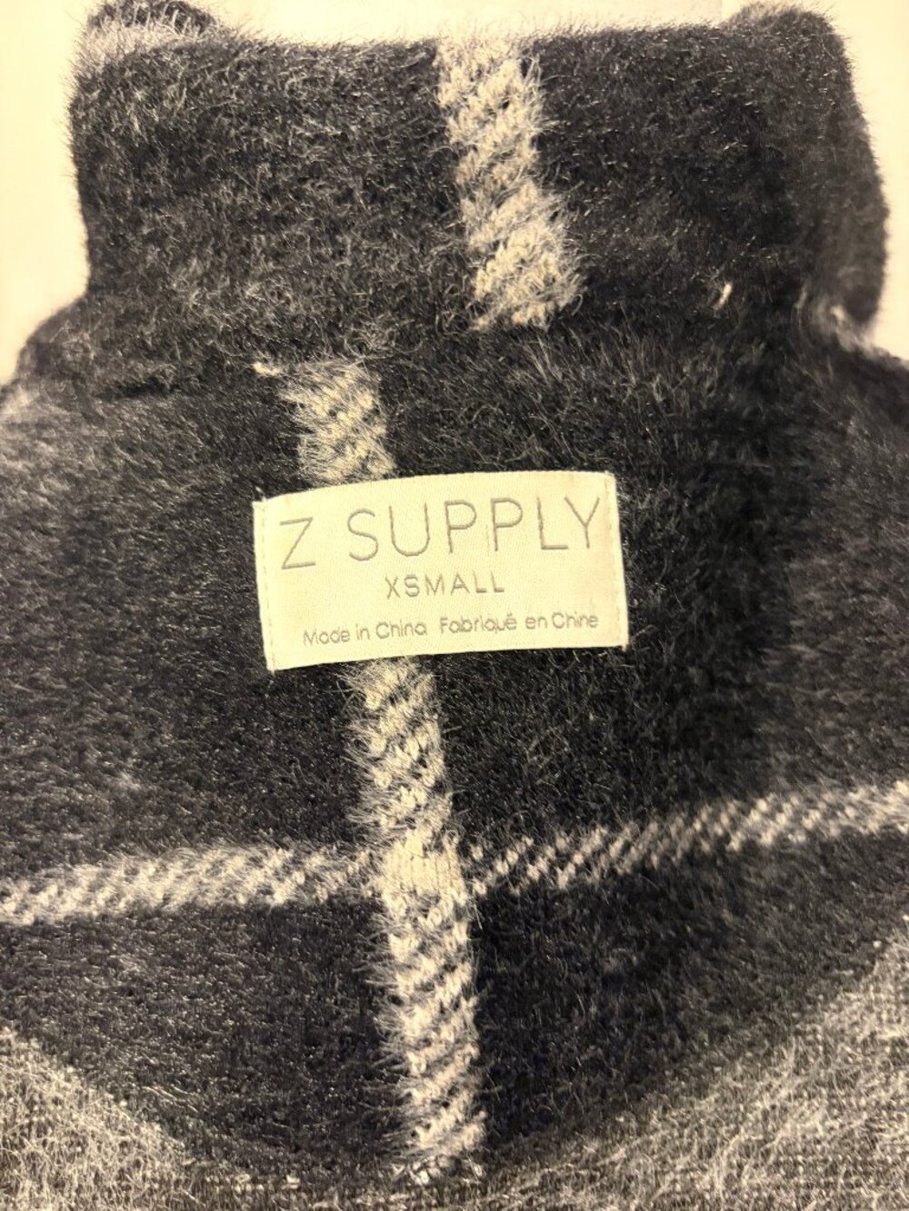 Z Supply‎ Cottagecore Coastal  Grandma Black Plaid Fuzzy Eyelash Jacket XS - Picture 3 of 3